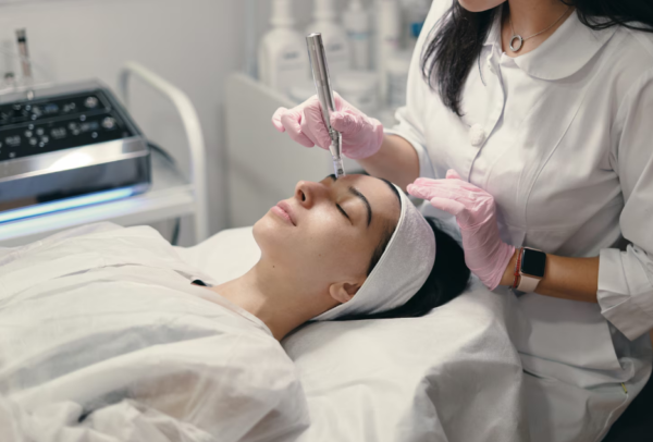 A Simple Guide to Botox and Fillers Near Me for a Natural Upgrade
